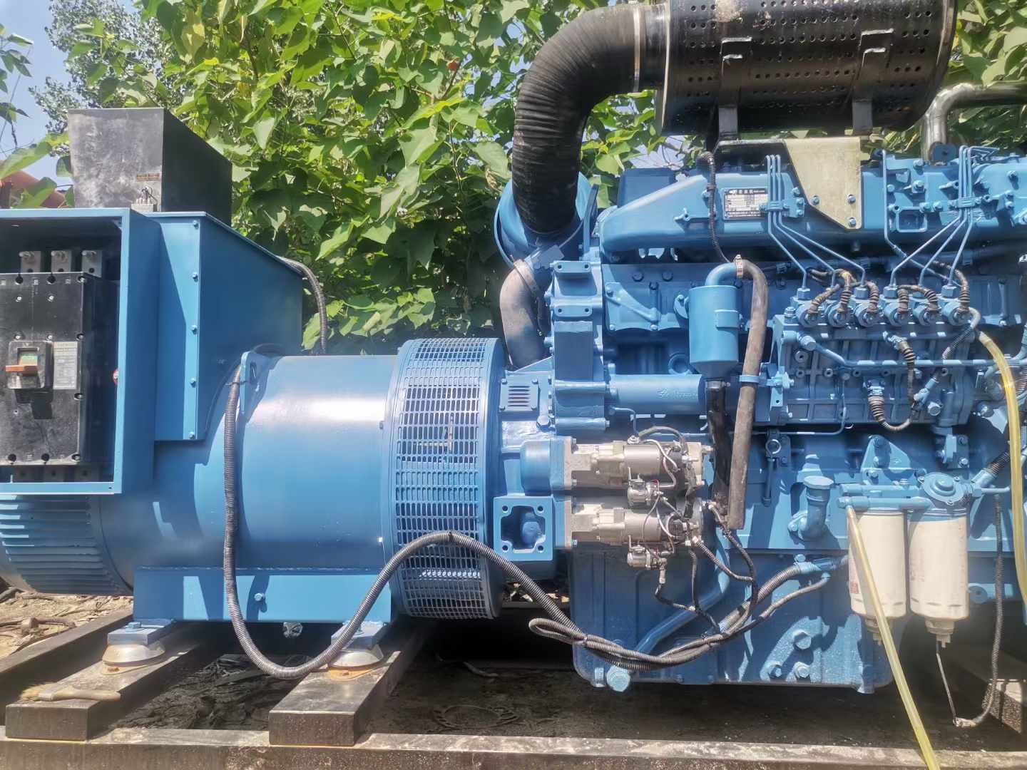 永胜详细说明降低 800kW 柴油发电机输出电流波动的方法