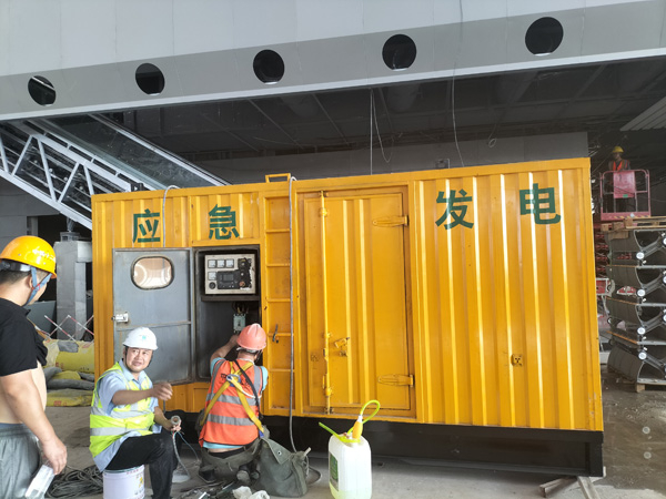 永胜怎样判断空气滤清器是否需要更换？